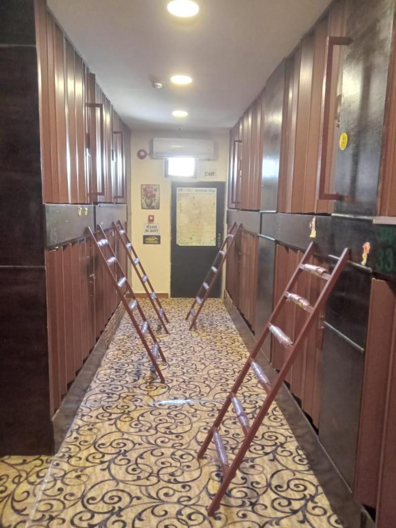 Petra Cabin Hostel Wadi Musa Ngoại thất bức ảnh